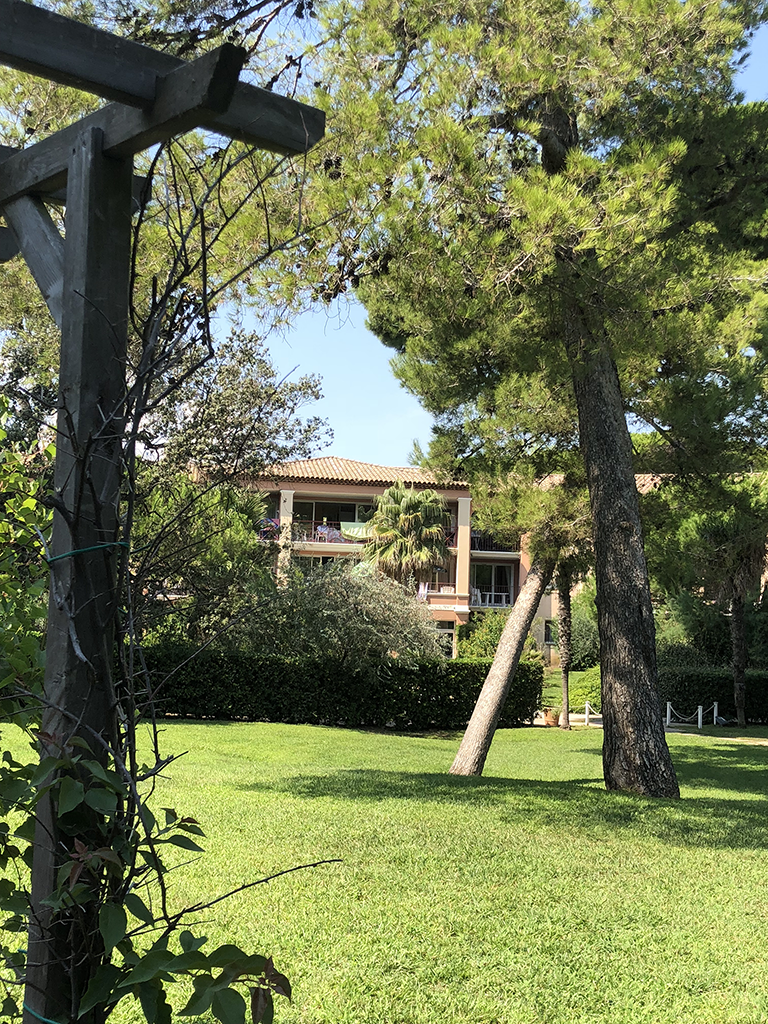 Parc à côté de l'appartement de Giens